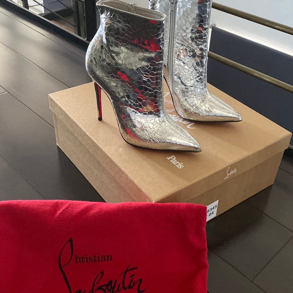 Christian Louboutin Silver so Kate 100 Specchio Martele stiletto Ankle boot 34
